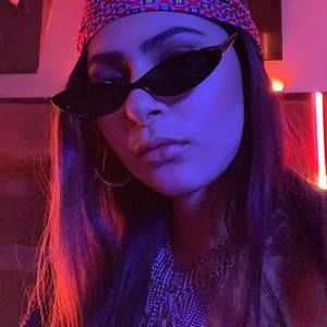 Meet your Posher, Ale